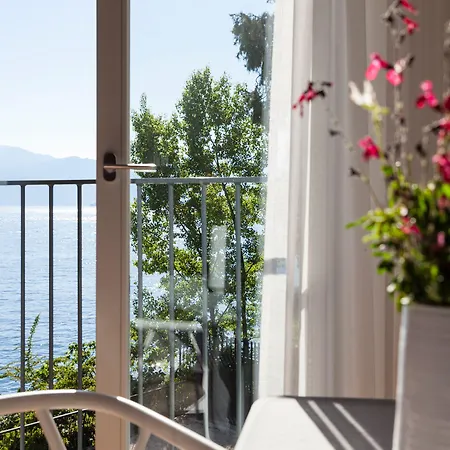 Hotel De Charme Laveno-Mombello