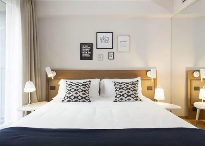 Hotel De Charme - Luxury Laveno-Mombello