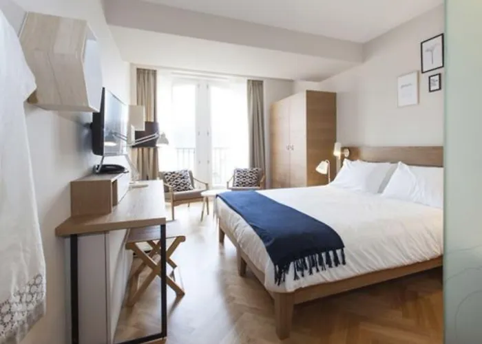 Hotel De Charme - Luxury Laveno-Mombello